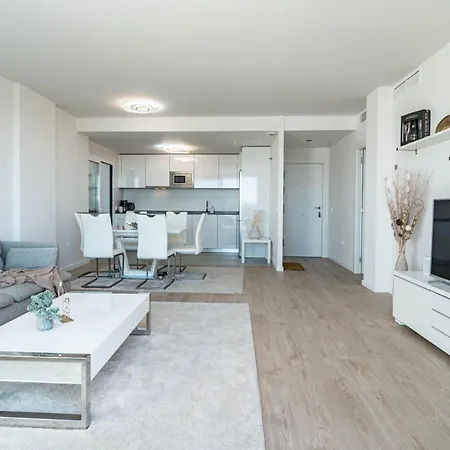 Tranquil Oasis 2 Bedroom In Nueva Andalucia Close To Centro Plaza Apartment