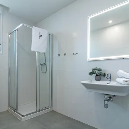 Tranquil Oasis 2 Bedroom In Nueva Andalucia Close To Centro Plaza Apartment *