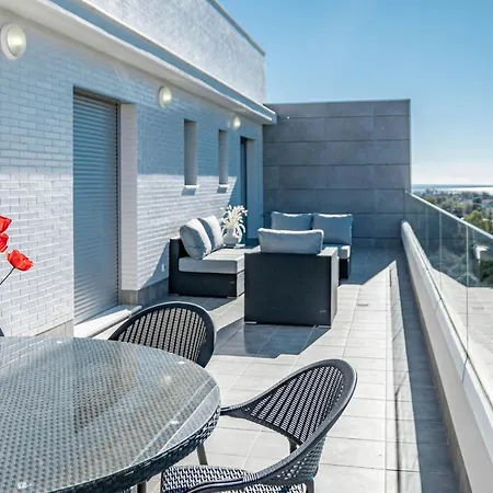 Tranquil Oasis 2 Bedroom In Nueva Andalucia Close To Centro Plaza Apartment *
