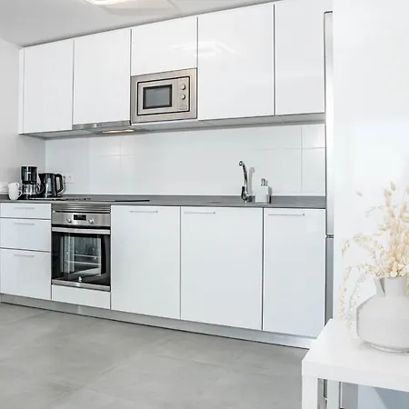 Apartment Tranquil Oasis 2 Bedroom In Nueva Andalucia Close To Centro Plaza