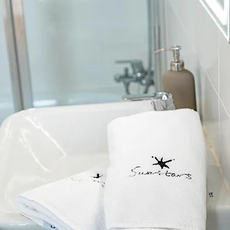 Tranquil Oasis 2 Bedroom In Nueva Andalucia Close To Centro Plaza Apartment