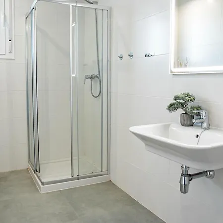 Tranquil Oasis 2 Bedroom In Nueva Andalucia Close To Centro Plaza * Marbella